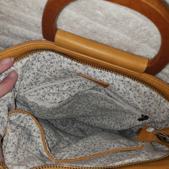 Handbag - Picture 2 of 2